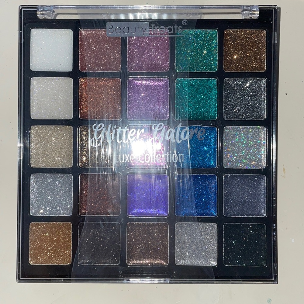 Beauty Treats Glitter Palette